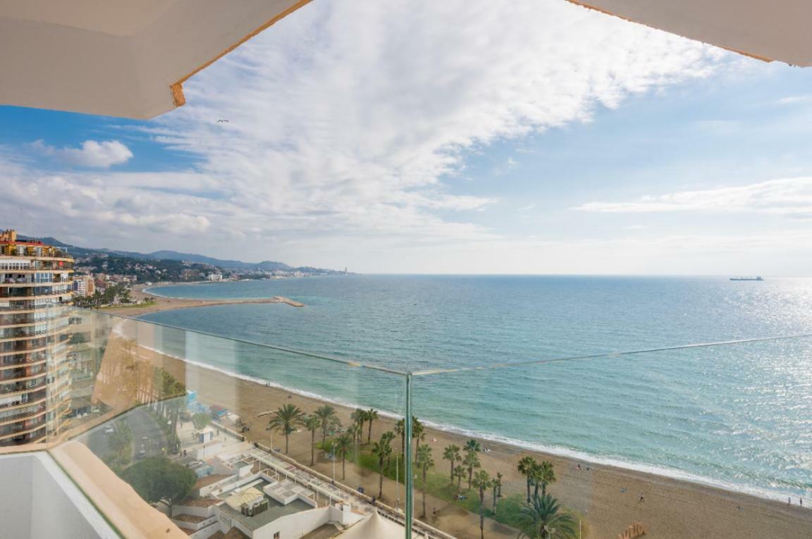 Seafront La Malagueta I Apartment Malaga Luaran gambar