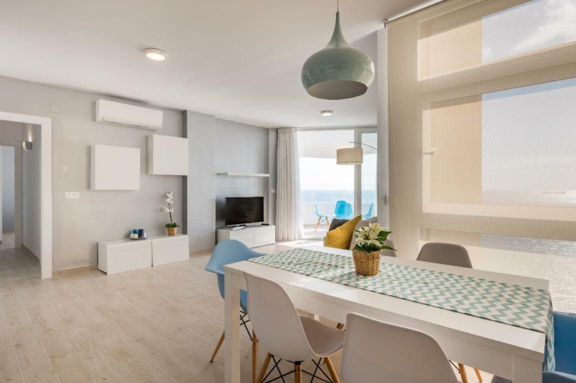 Seafront La Malagueta I Apartment Malaga Luaran gambar