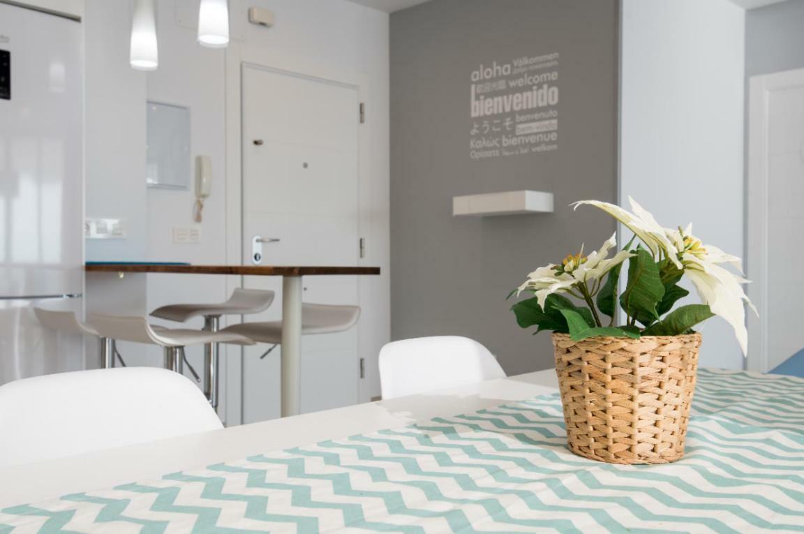 Seafront La Malagueta I Apartment Malaga Luaran gambar